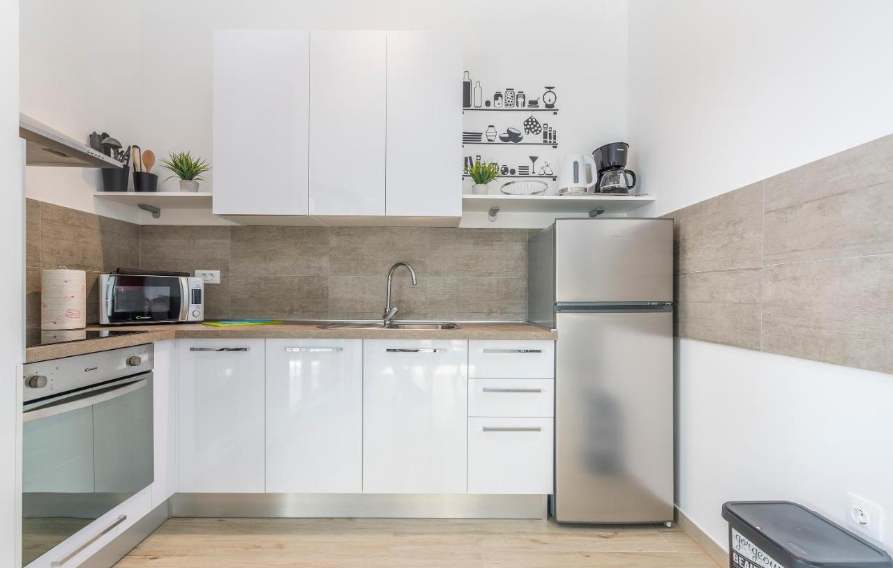 Apartment Serena, Sea View, Peroj Eksteriør bilde